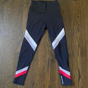 Peloton leggings size small